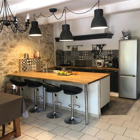 Maison De Village En Duo Avec 150M2 Au Rdc Et La Suite Parentale Ou En Famille Avec 4 Chambres 250M2 Interieur Montfaucon  Dış mekan fotoğraf